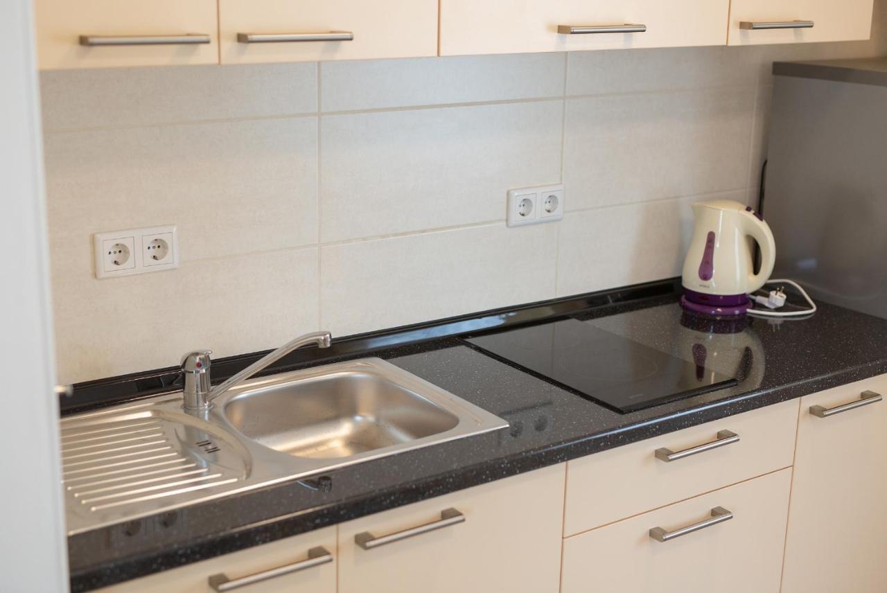 Apartmani Mara Matic Malinska Esterno foto