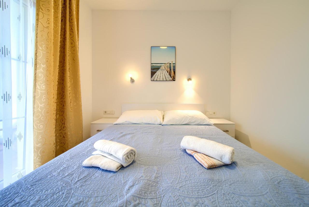 Apartmani Mara Matic Malinska Esterno foto